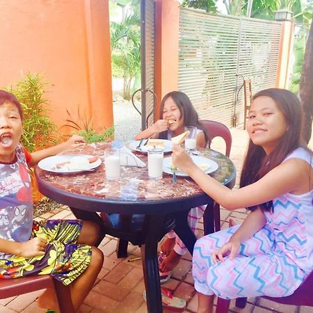Lindstrom'S Inn Panglao Island Exterior photo
