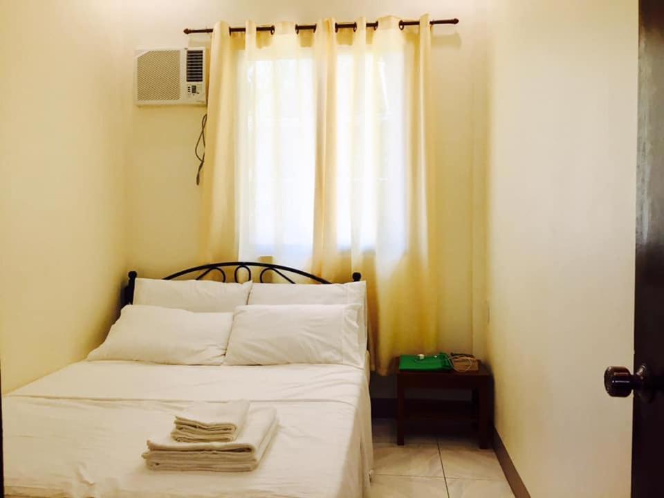 Lindstrom'S Inn Panglao Island Exterior photo